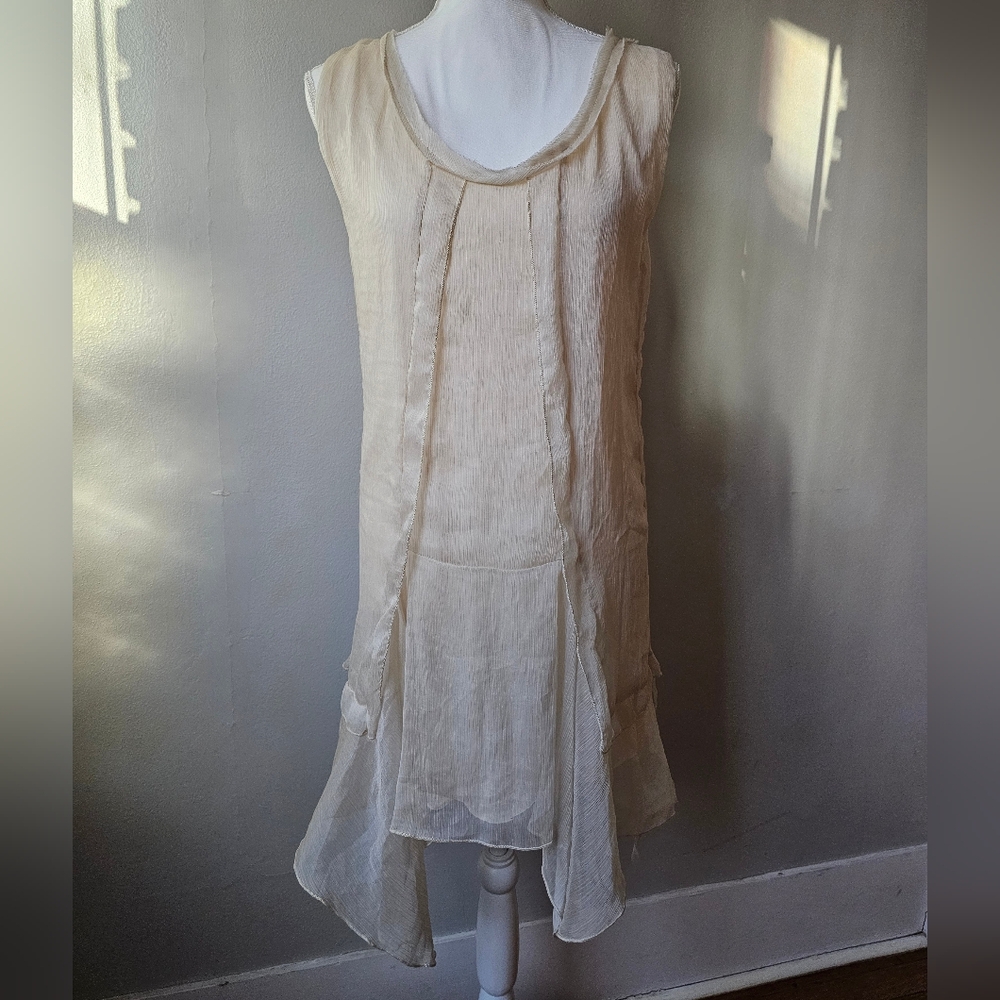 NWT Sleeveless Cream Layered Flowy 20's Style Dress From Urban Mangoz